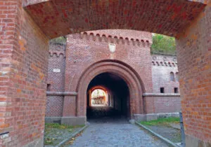 TRASA CARNOTA 01 brama gizycka - Twierdza Boyen